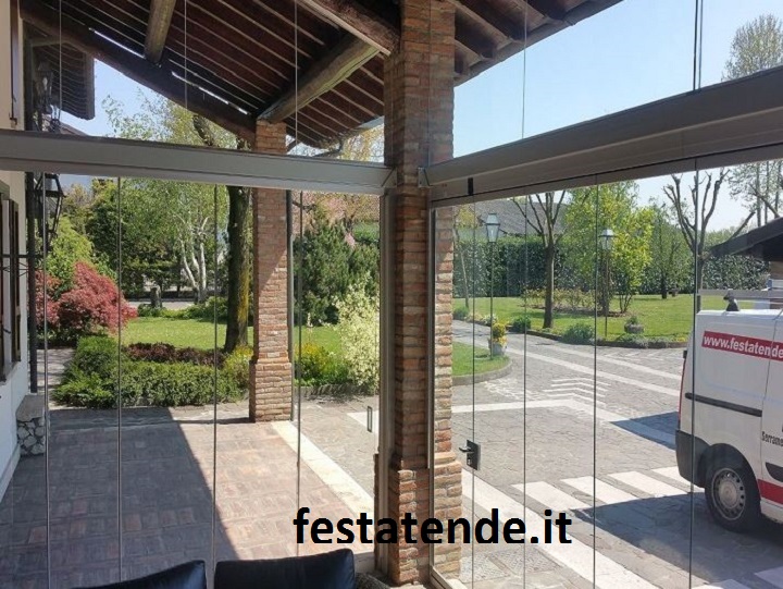 CHIUSURA VERANDE CON VETRI